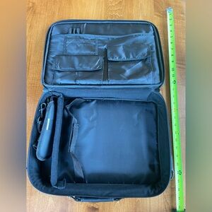 Laptop 💻 case. Business Briefcase 💼. Like new! Multiple store spots.